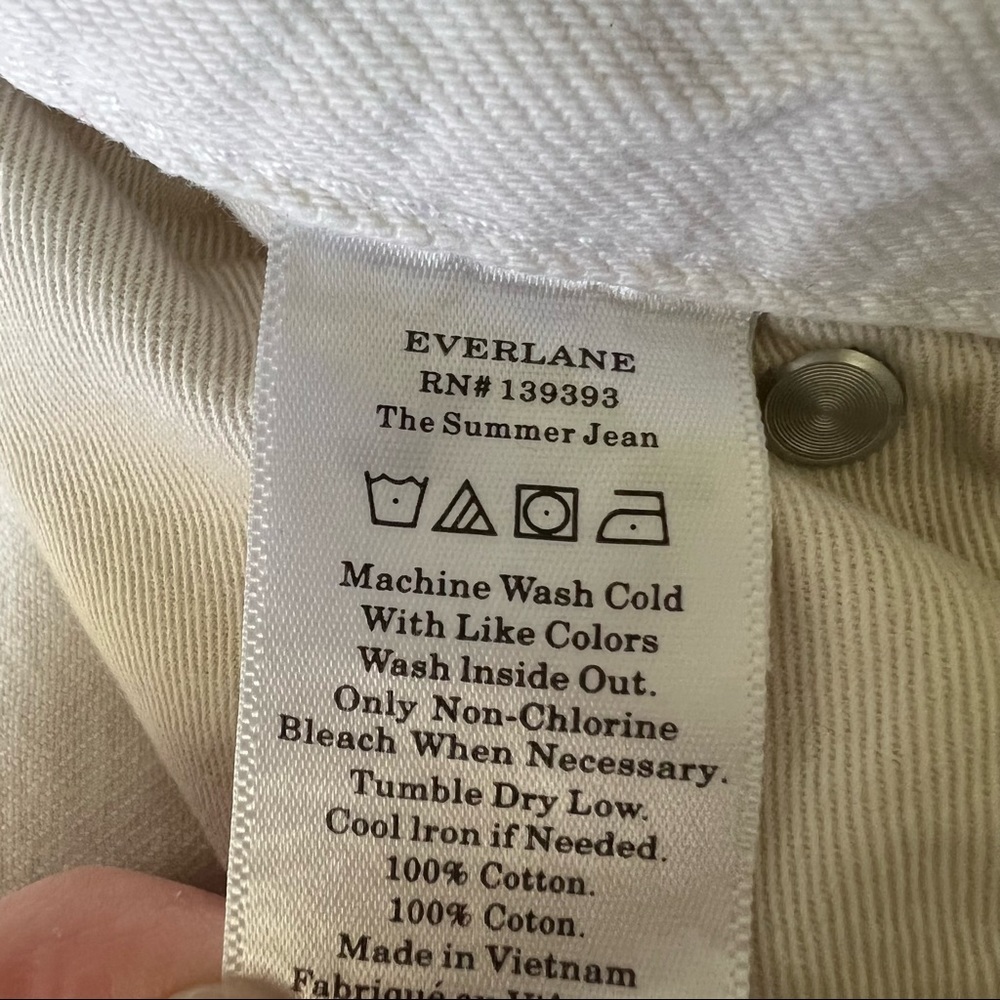 Everlane Straight Leg Jeans in White - Picture 11 of 11